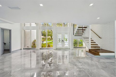 House in Sarasota, Florida 4 bedrooms, 288.37 sq.m. № 1905739 - photo 4