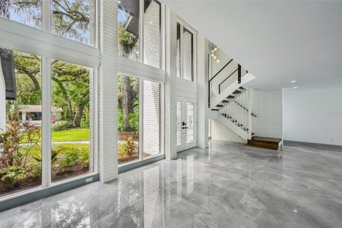 House in Sarasota, Florida 4 bedrooms, 288.37 sq.m. № 1905739 - photo 5