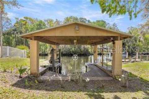 House in Yankeetown, Florida 3 bedrooms, 323.95 sq.m. № 2151341 - photo 14