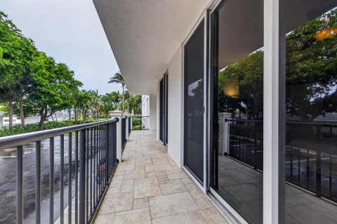 Condominio en venta en Deerfield Beach, Florida, 2 dormitorios, 144.93 m2 № 2147092 - foto 21