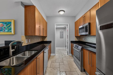 Condominio en venta en Deerfield Beach, Florida, 2 dormitorios, 144.93 m2 № 2147092 - foto 6