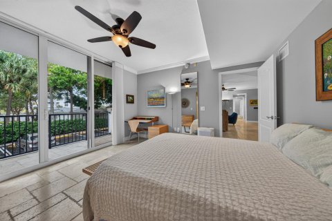 Condominio en venta en Deerfield Beach, Florida, 2 dormitorios, 144.93 m2 № 2147092 - foto 24