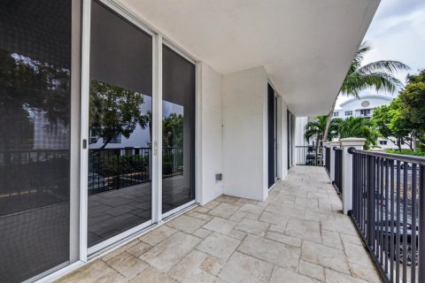 Condominio en venta en Deerfield Beach, Florida, 2 dormitorios, 144.93 m2 № 2147092 - foto 22