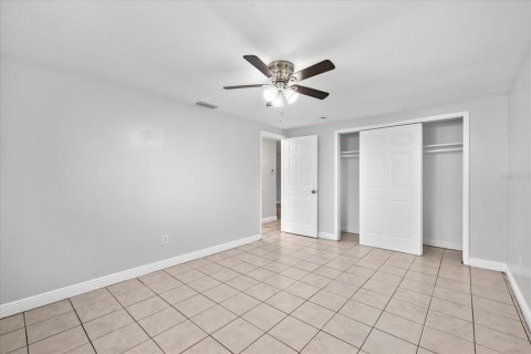 House in Holiday, Florida 4 bedrooms, 113.9 sq.m. № 1844956 - photo 7