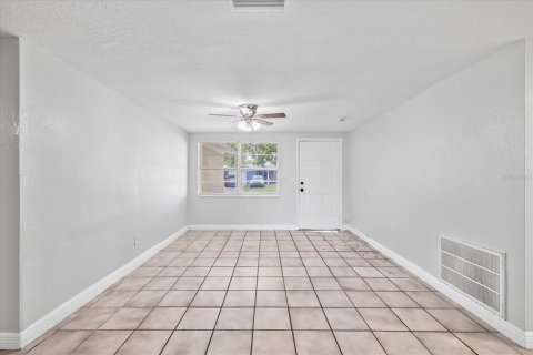 House in Holiday, Florida 4 bedrooms, 113.9 sq.m. № 1844956 - photo 18
