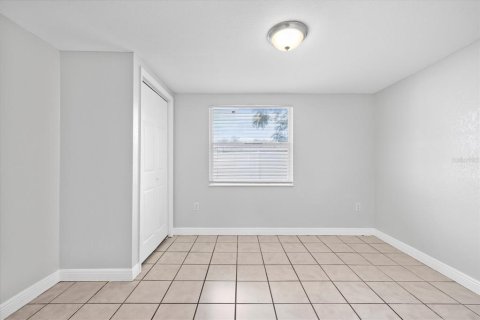 House in Holiday, Florida 4 bedrooms, 113.9 sq.m. № 1844956 - photo 13
