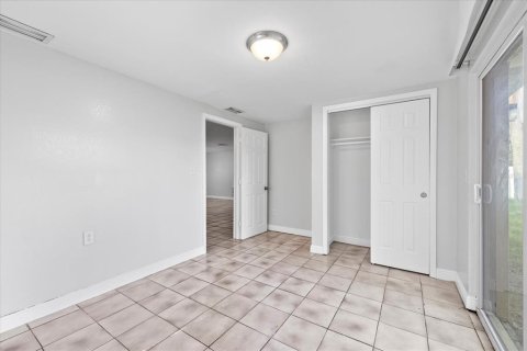 House in Holiday, Florida 4 bedrooms, 113.9 sq.m. № 1844956 - photo 12
