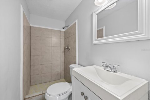 House in Holiday, Florida 4 bedrooms, 113.9 sq.m. № 1844956 - photo 15