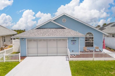 Villa ou maison à Palm Coast, Floride 2 chambres, 149.39 m2 № 2147627