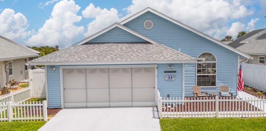 Villa ou maison à Palm Coast, Floride 2 chambres, 149.39 m2 № 2147627