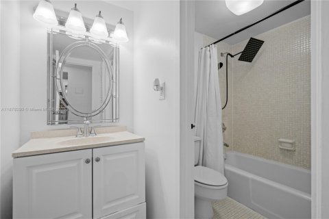 Copropriété à louer à Miami Beach, Floride: 1 chambre, 55.74 m2 № 1980943 - photo 26