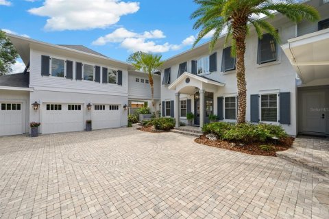 House in Gainesville, Florida 5 bedrooms, 474.36 sq.m. № 1760501 - photo 4