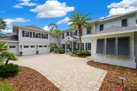 House in Gainesville, Florida 5 bedrooms, 474.36 sq.m. № 1760501 - photo 3