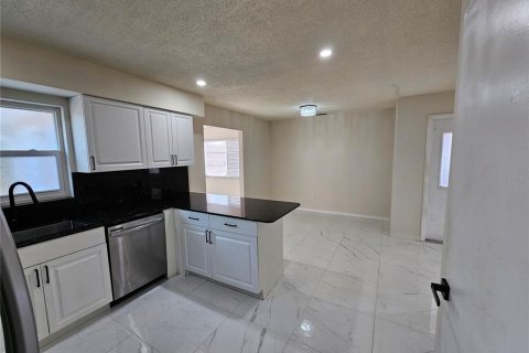 Casa en alquiler en Ocala, Florida, 2 dormitorios, 116.78 m2 № 1851456 - foto 6
