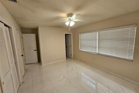 House in Ocala, Florida 2 bedrooms, 116.78 sq.m. № 1851456 - photo 11