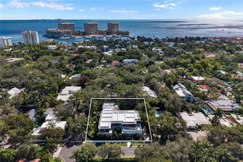 Купить виллу или дом в Майами, Флорида 6 спален, 993.03м2, № 2028504 - фото 28