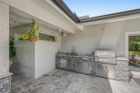 Casa en venta en Pinecrest, Florida, 4 dormitorios, 268.86 m2 № 2382781 - foto 30