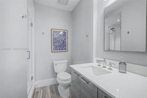 Casa en venta en Pinecrest, Florida, 4 dormitorios, 268.86 m2 № 2382781 - foto 21