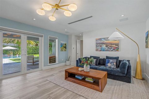 Casa en venta en Pinecrest, Florida, 4 dormitorios, 268.86 m2 № 2382781 - foto 4