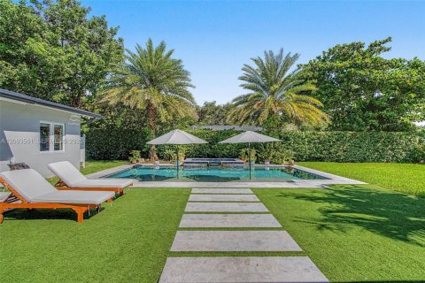 Casa en venta en Pinecrest, Florida, 4 dormitorios, 268.86 m2 № 2382781 - foto 26