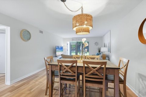Copropriété à vendre à Sarasota, Floride: 2 chambres, 94.39 m2 № 2406827 - photo 6