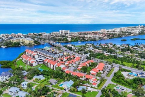 Copropriété à vendre à Sarasota, Floride: 2 chambres, 94.39 m2 № 2406827 - photo 27