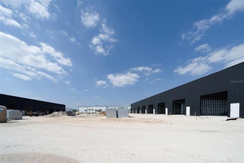 Propiedad comercial en venta en Punta Gorda, Florida № 2110249 - foto 2