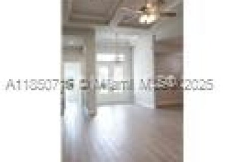 Villa ou maison à vendre à Port St. Lucie, Floride: 5 chambres, 268.21 m2 № 1961881 - photo 19