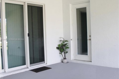 Villa ou maison à vendre à Port St. Lucie, Floride: 5 chambres, 268.21 m2 № 1961881 - photo 6