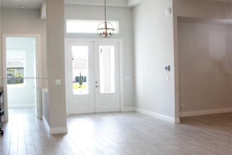 Villa ou maison à vendre à Port St. Lucie, Floride: 5 chambres, 268.21 m2 № 1961881 - photo 21