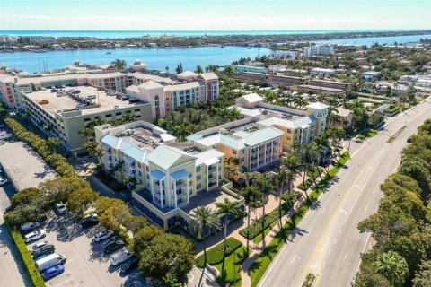 Commercial property in Lantana, Florida № 2187664 - photo 26