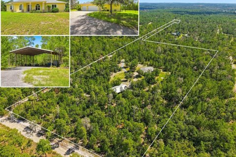 Casa en Weeki Wachee, Florida 4 dormitorios, 260.5 m2 № 2362482