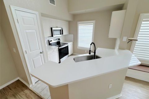 Condominio en venta en Sarasota, Florida, 2 dormitorios, 122.26 m2 № 2215455 - foto 3