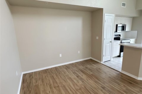 Condominio en venta en Sarasota, Florida, 2 dormitorios, 122.26 m2 № 2215455 - foto 4