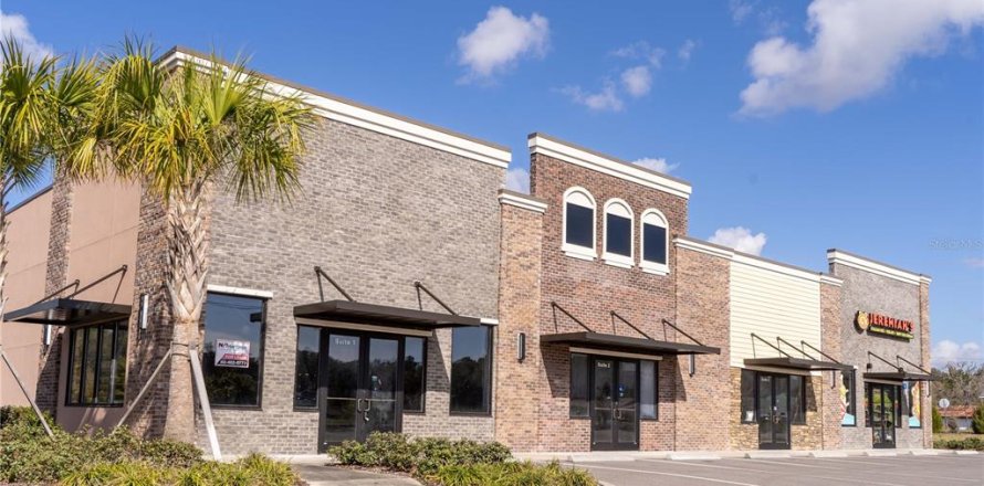 Propiedad comercial en Ocala, Florida 1113.53 m2 № 1358141
