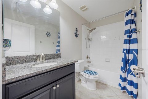 House in Wimauma, Florida 5 bedrooms, 290.32 sq.m. № 1886360 - photo 18