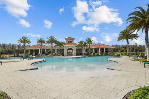House in Wimauma, Florida 5 bedrooms, 290.32 sq.m. № 1886360 - photo 12