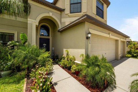 House in Wimauma, Florida 5 bedrooms, 290.32 sq.m. № 1886360 - photo 24