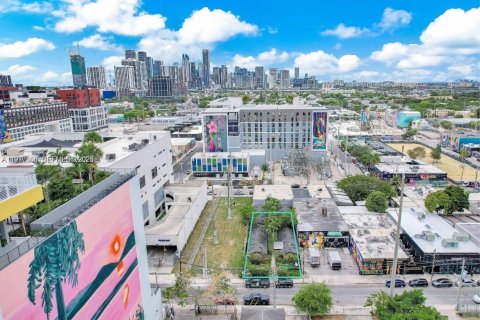 Commercial property in Miami, Florida 277.13 sq.m. № 2042549 - photo 2