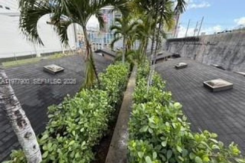 Commercial property in Miami, Florida 277.13 sq.m. № 2042549 - photo 26