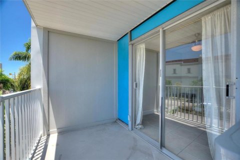 Купить кондоминиум в Сент-Питерсберг, Флорида 5 комнат, 65.77м2, № 2220454 - фото 10