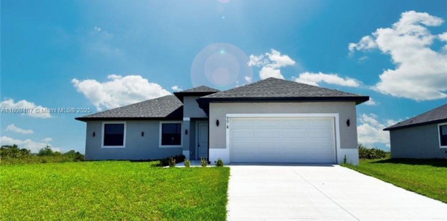 House in LaBelle, Florida 4 bedrooms, 150.13 sq.m. № 1752197