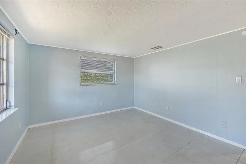 Villa ou maison à vendre à Sarasota, Floride: 2 chambres, 75.25 m2 № 2406649 - photo 22