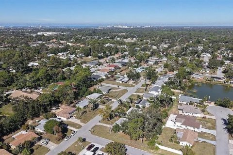 Villa ou maison à vendre à Sarasota, Floride: 2 chambres, 75.25 m2 № 2406649 - photo 30