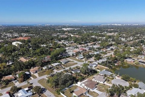 Villa ou maison à vendre à Sarasota, Floride: 2 chambres, 75.25 m2 № 2406649 - photo 29
