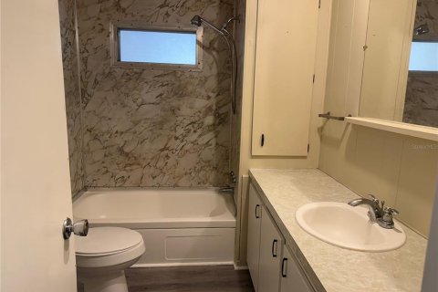 Apartamento en alquiler en Zephyrhills, Florida, 2 dormitorios, 144.93 m2 № 1803301 - foto 5