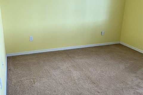 Adosado en alquiler en Brandon, Florida, 2 dormitorios, 148.18 m2 № 1918653 - foto 13