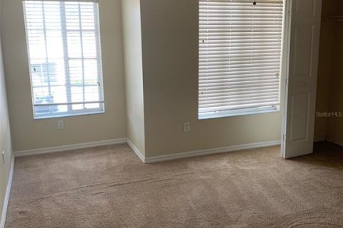 Adosado en alquiler en Brandon, Florida, 2 dormitorios, 148.18 m2 № 1918653 - foto 9