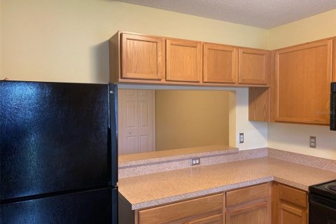 Adosado en alquiler en Brandon, Florida, 2 dormitorios, 148.18 m2 № 1918653 - foto 7