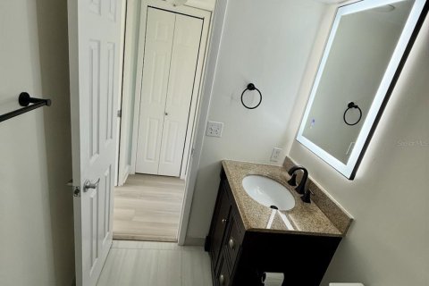 Condominio en alquiler en Sarasota, Florida, 2 dormitorios, 103.86 m2 № 1723940 - foto 13
